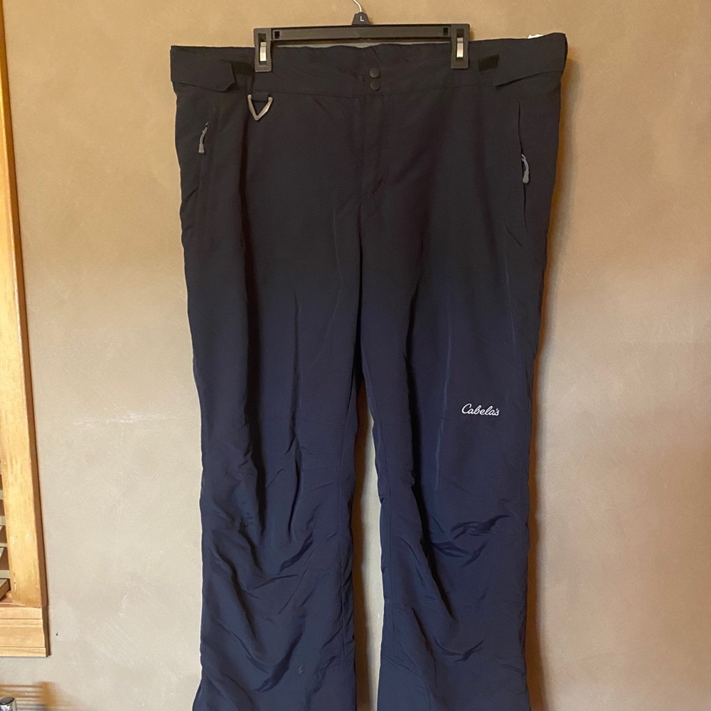 Cabala’s Men’s ski insulated pants